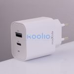 Maxlife MXTC-06 PD+QC 20W hálózati gyorstöltő adapter USB + Type-C + Type-C/Lightning kábel - fehér